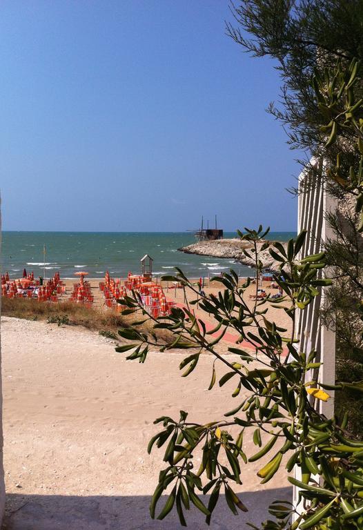Camping Village Baia Falcone Vieste Luaran gambar